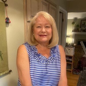 Meet your Posher, Tia